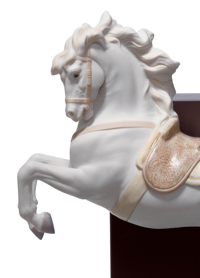 Horse On Pirouette by Lladró