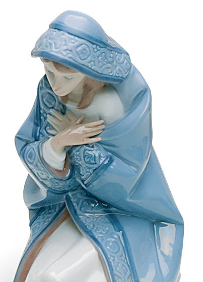 Mary by Lladró