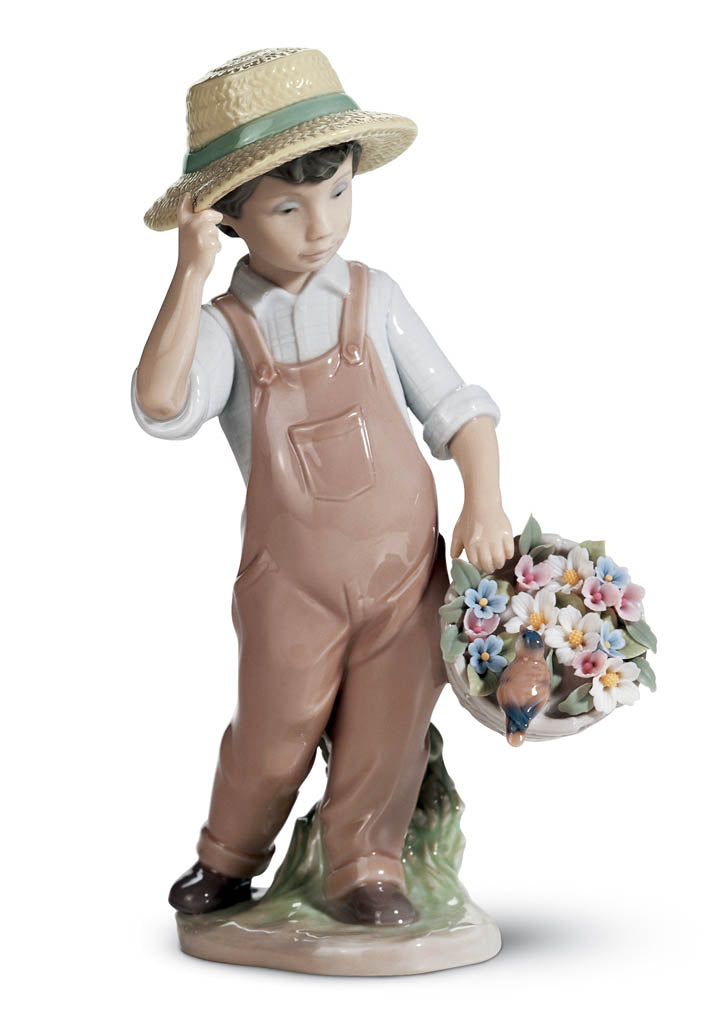 Lladró My Happy Friend Boy Figurine (SKU: 01006824) - Thumbnail 2