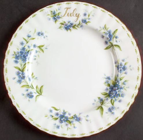 Flower of the Month (Newer, Montrose) by Royal Albert China