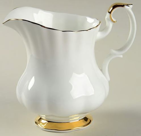 Val D'Or by Royal Albert China