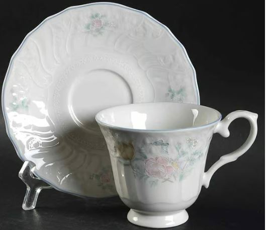 Valencia (TC1144) by Royal Doulton China