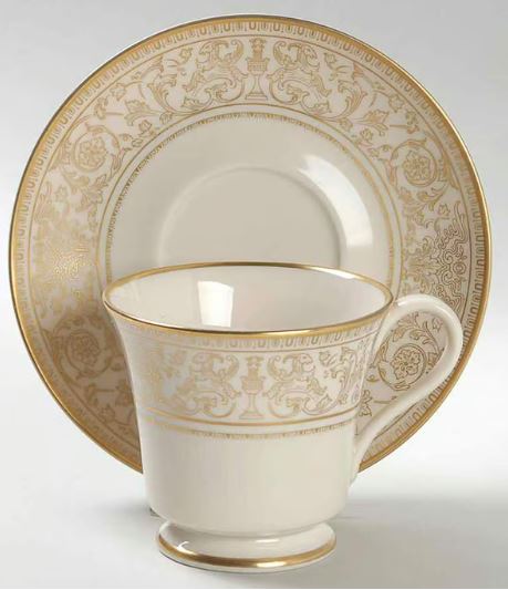 Lorenzo De Medici (Ivory with Gold) by Gorham China